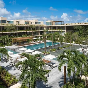 Mistiq Aparthotel